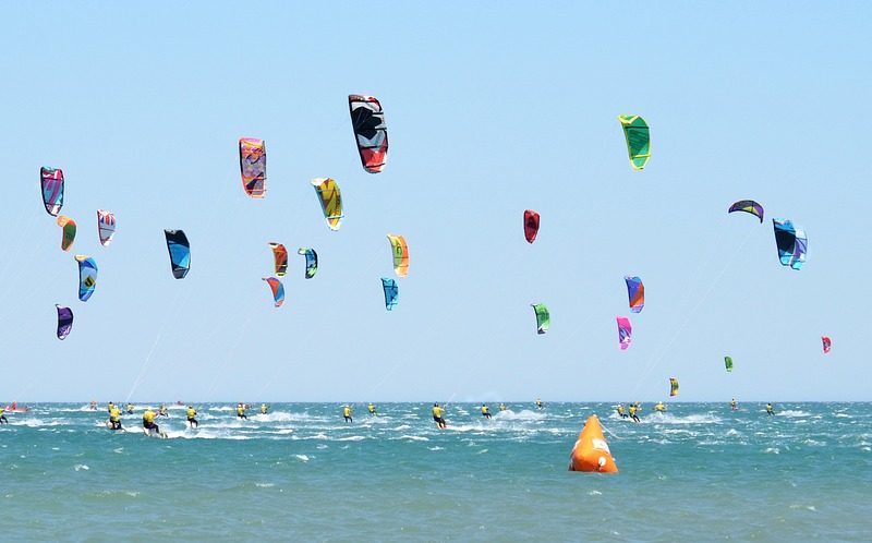 Surfing and kitesurfing