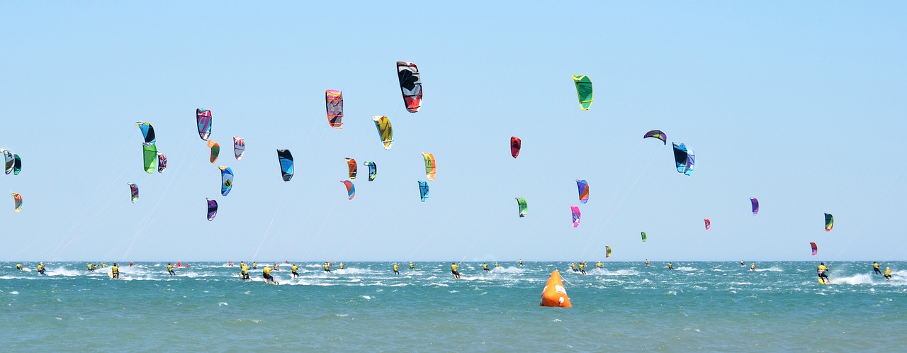 Surfing and kitesurfing